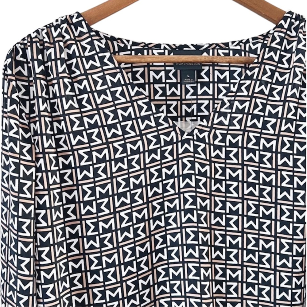 NWT Worthington Black and White Geo print blouse.